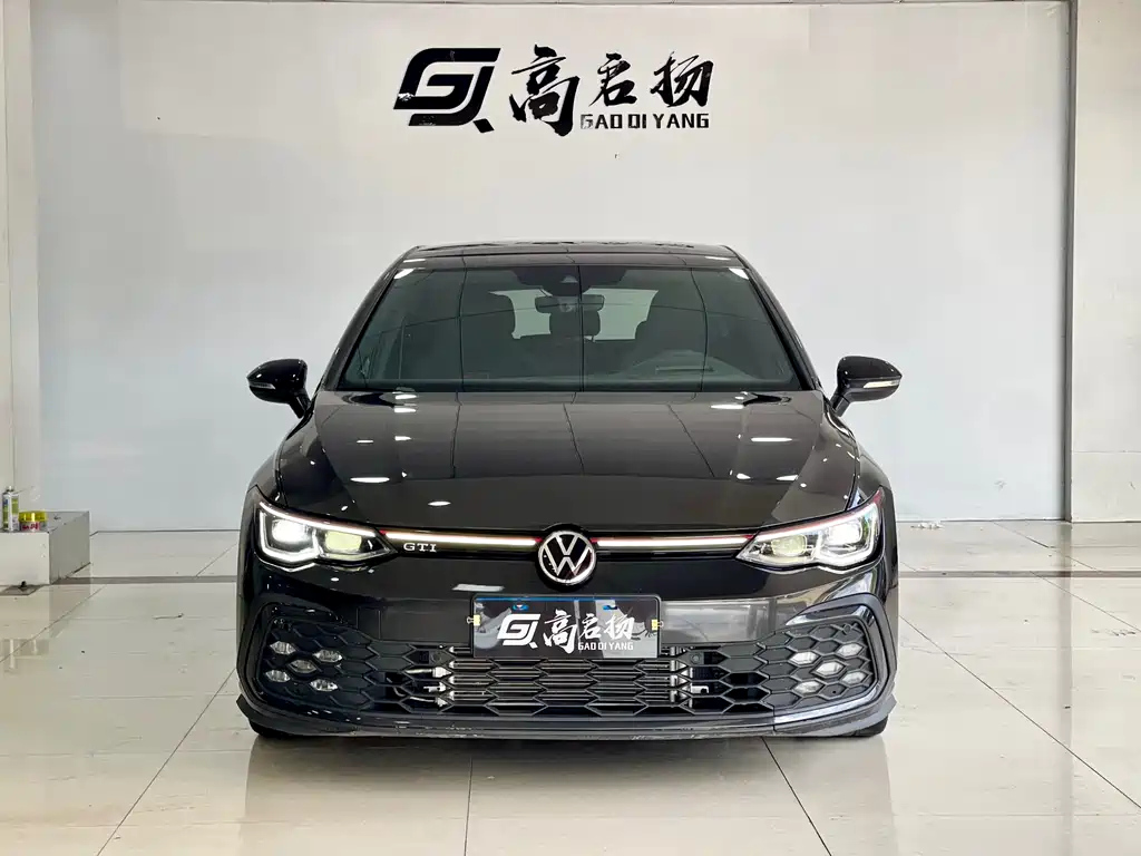 VOLKSWAGEN GOLF GTI 2021