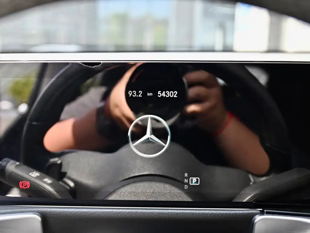 MERCEDES BENZ GLB 2021