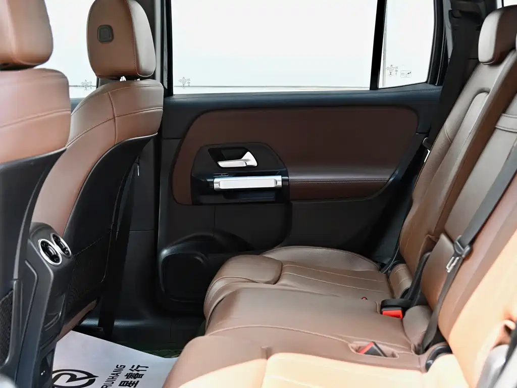 MERCEDES BENZ GLB 2021