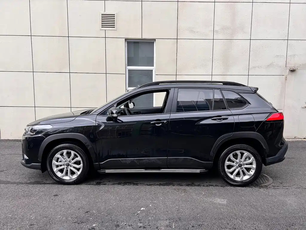 TOYOTA FRONTLANDER 2023