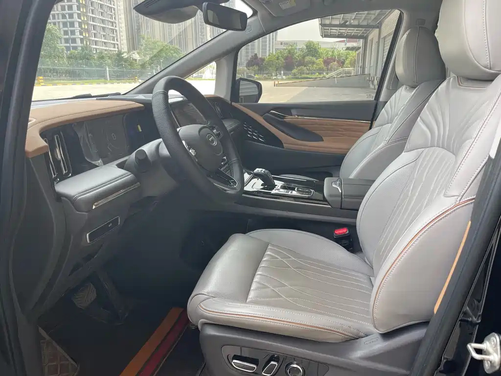 TRUMPCHI M8 2023