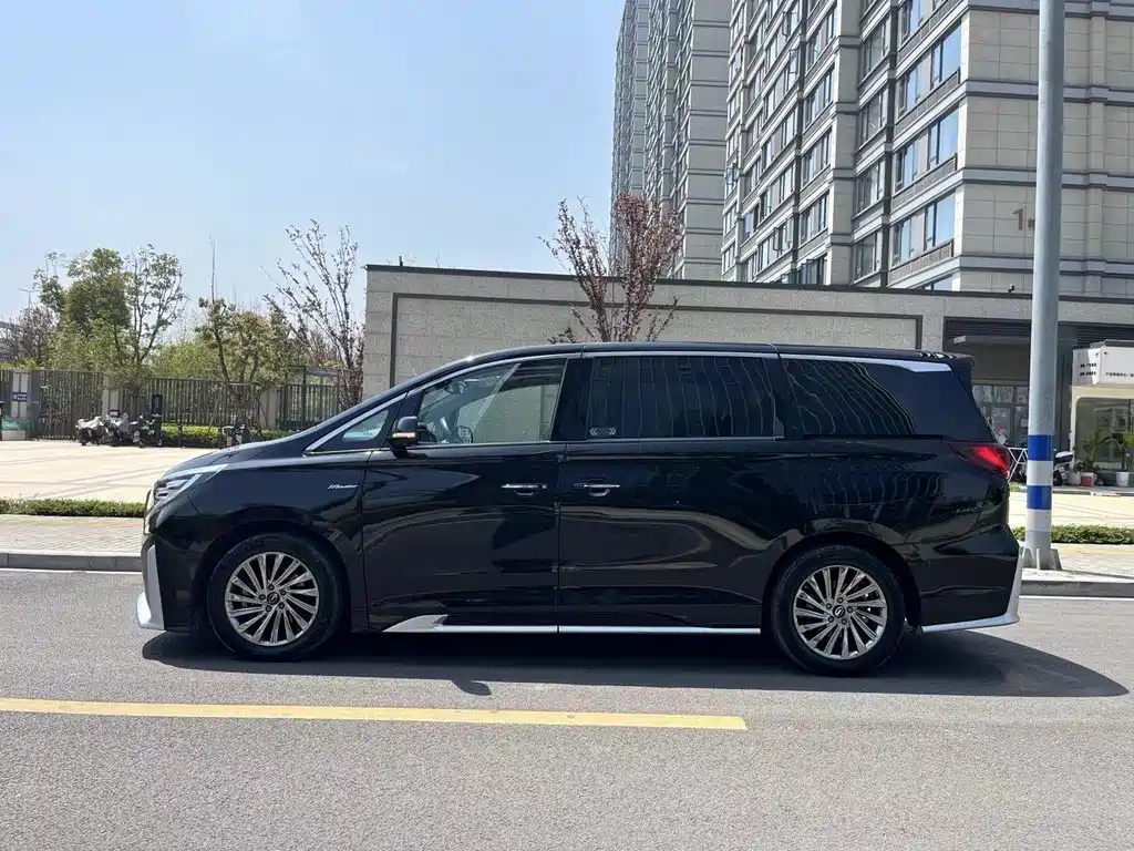 TRUMPCHI M8 2021