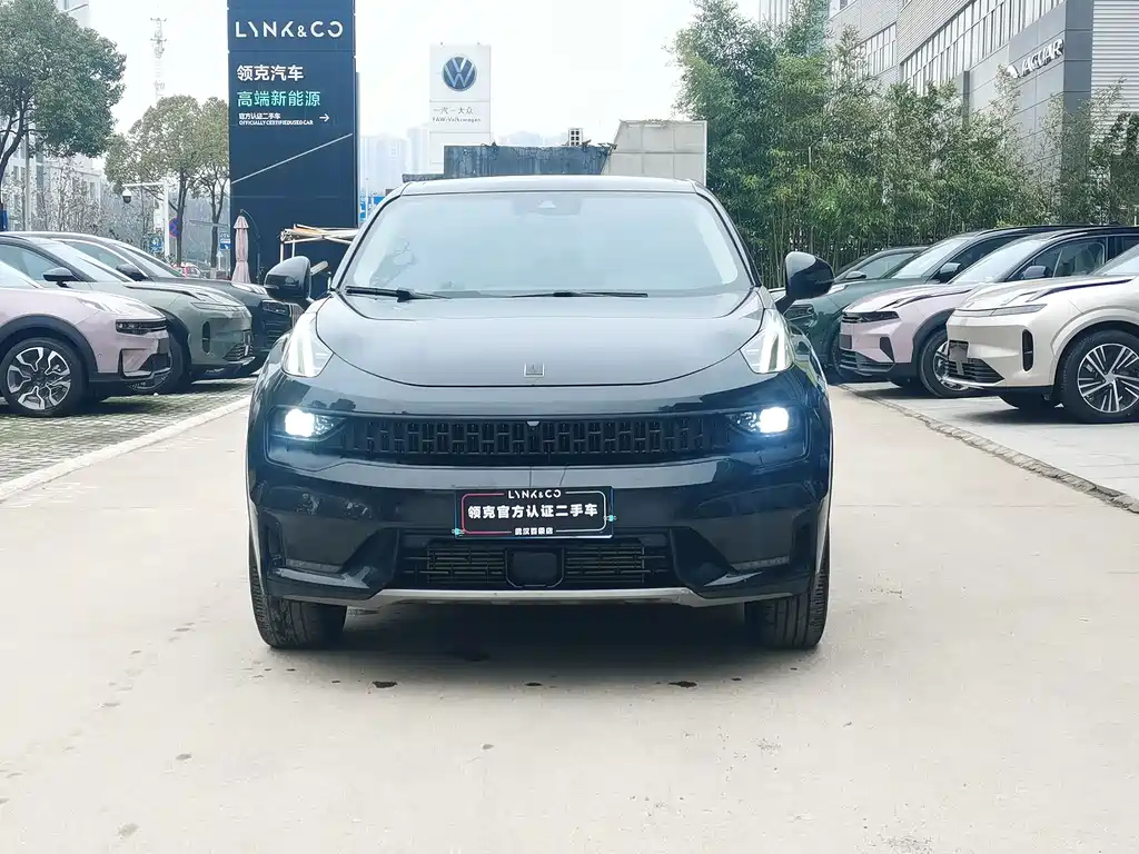 LYNK&CO 05 2021