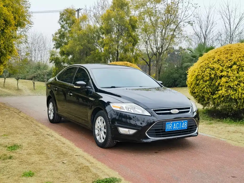 FORD MONDEO - WINNER 2011