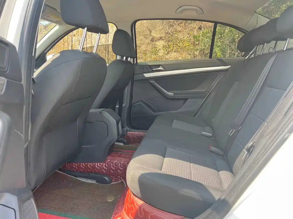 VOLKSWAGEN LAVIDA 2018