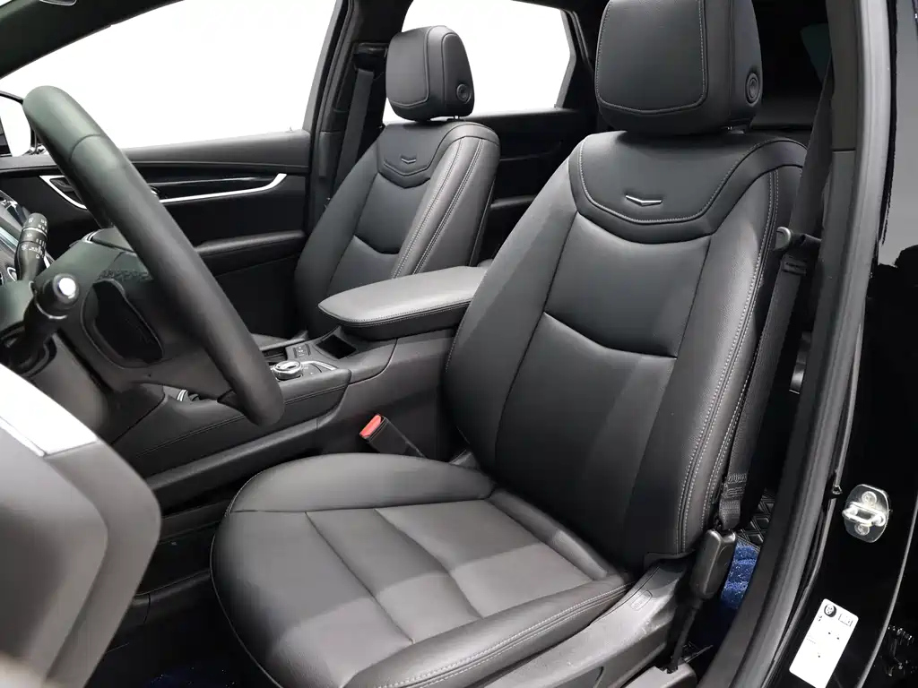 CADILLAC XT5 2022