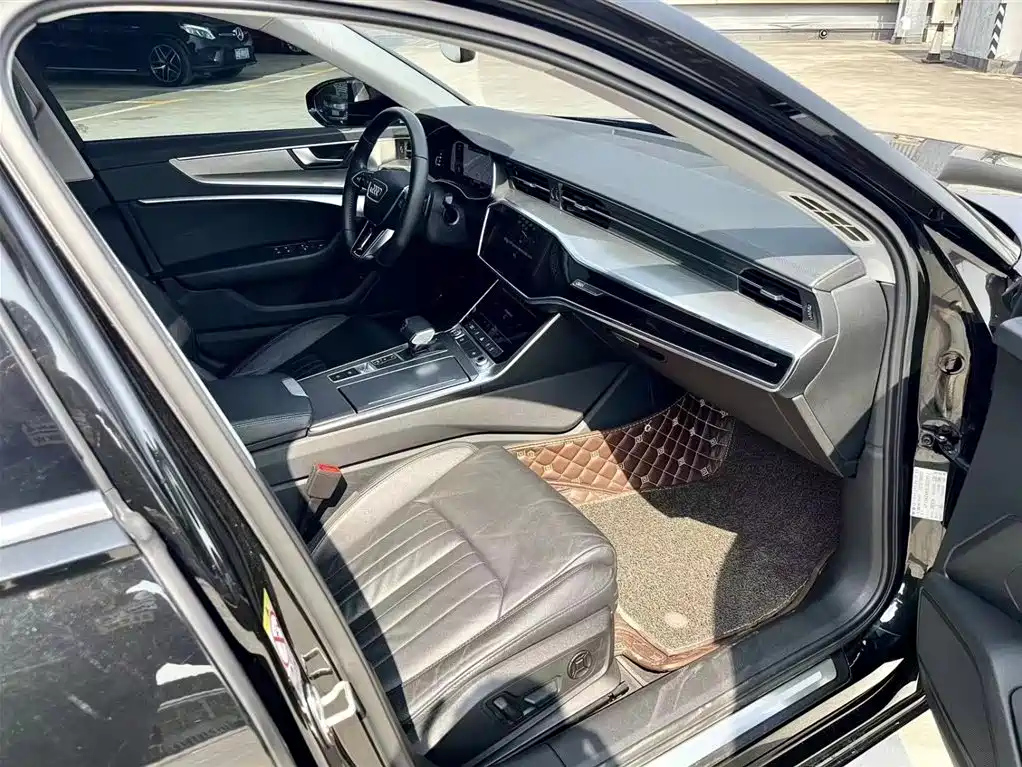 AUDI A6L 2020