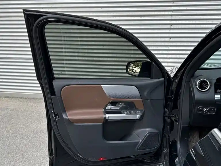 MERCEDES BENZ GLB 2022