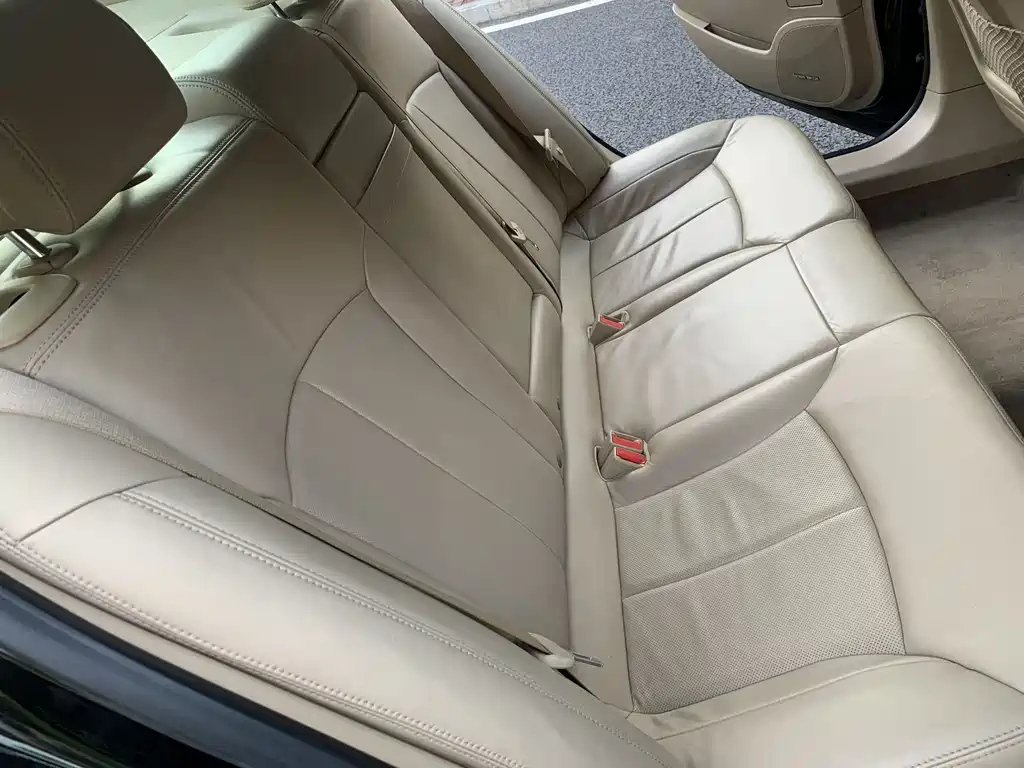 BUICK LACROSSE 2010