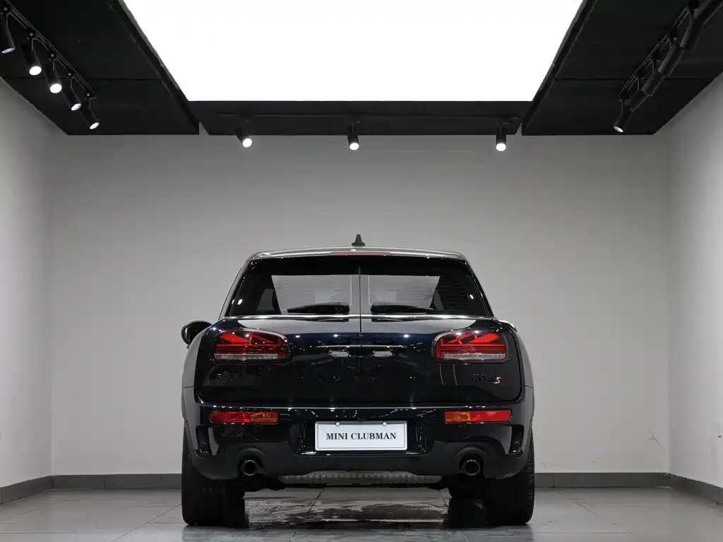 MINI CLUBMAN 2022