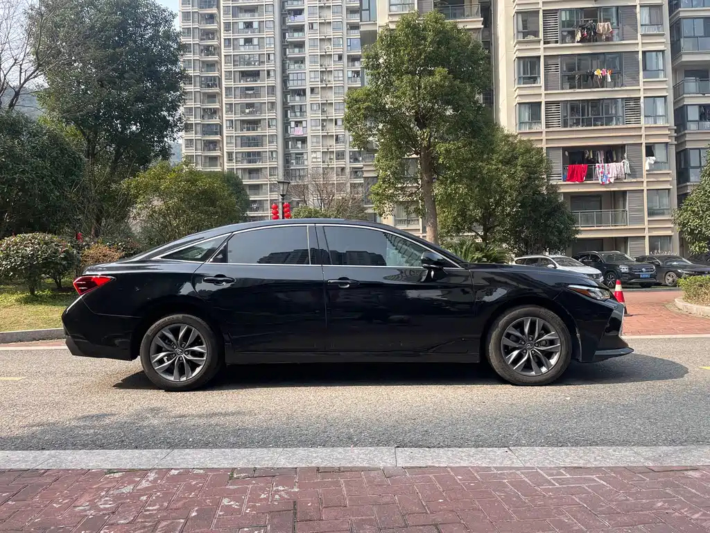 TOYOTA AVALON 2021