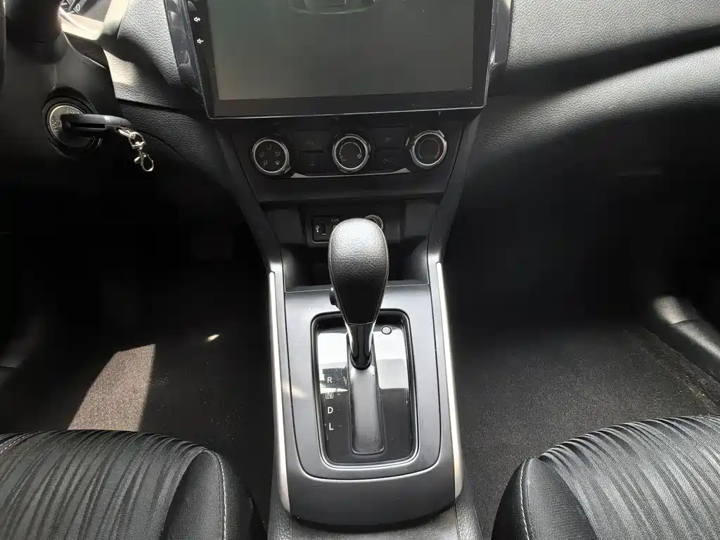 NISSAN SYLPHY 2022