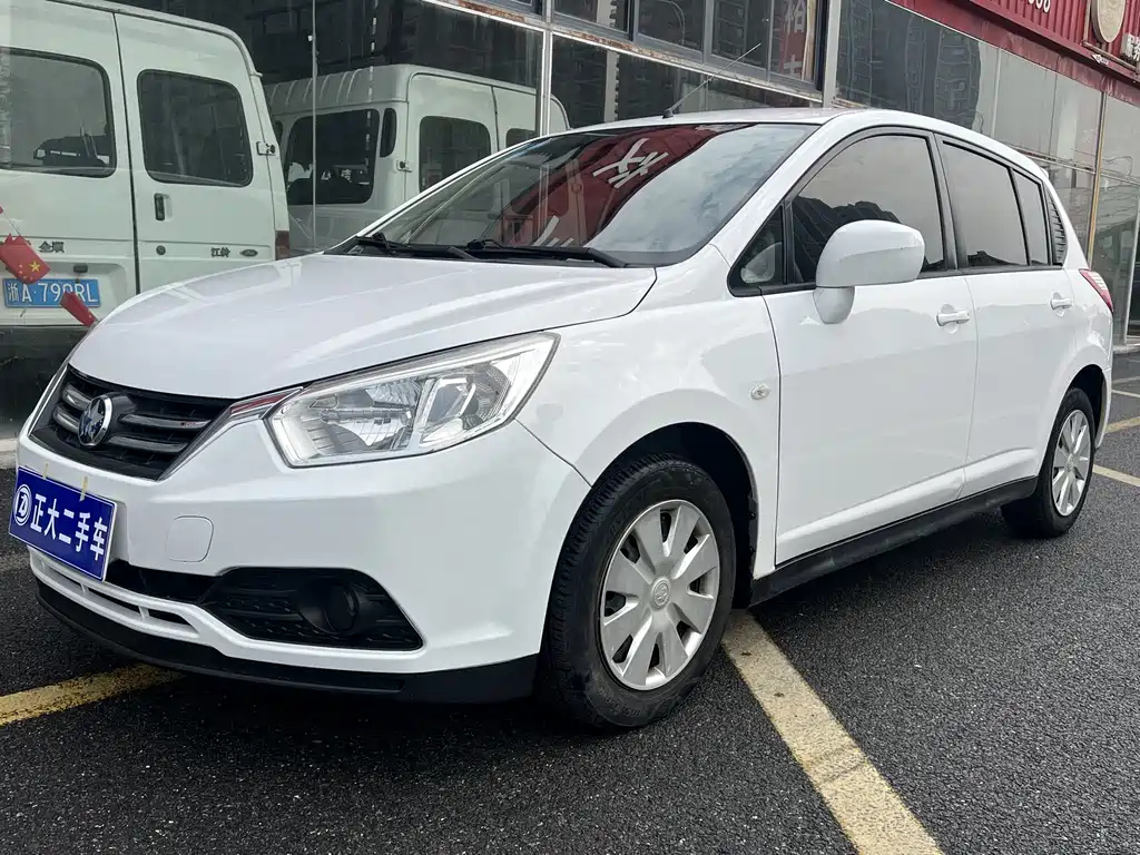 VENUCIA R50
