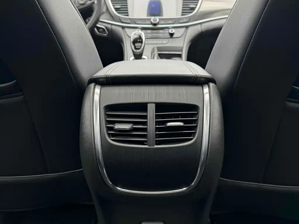 BUICK LACROSSE 2021