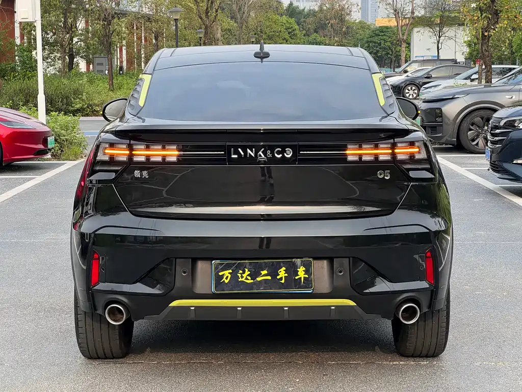 LYNK&CO 05 2020