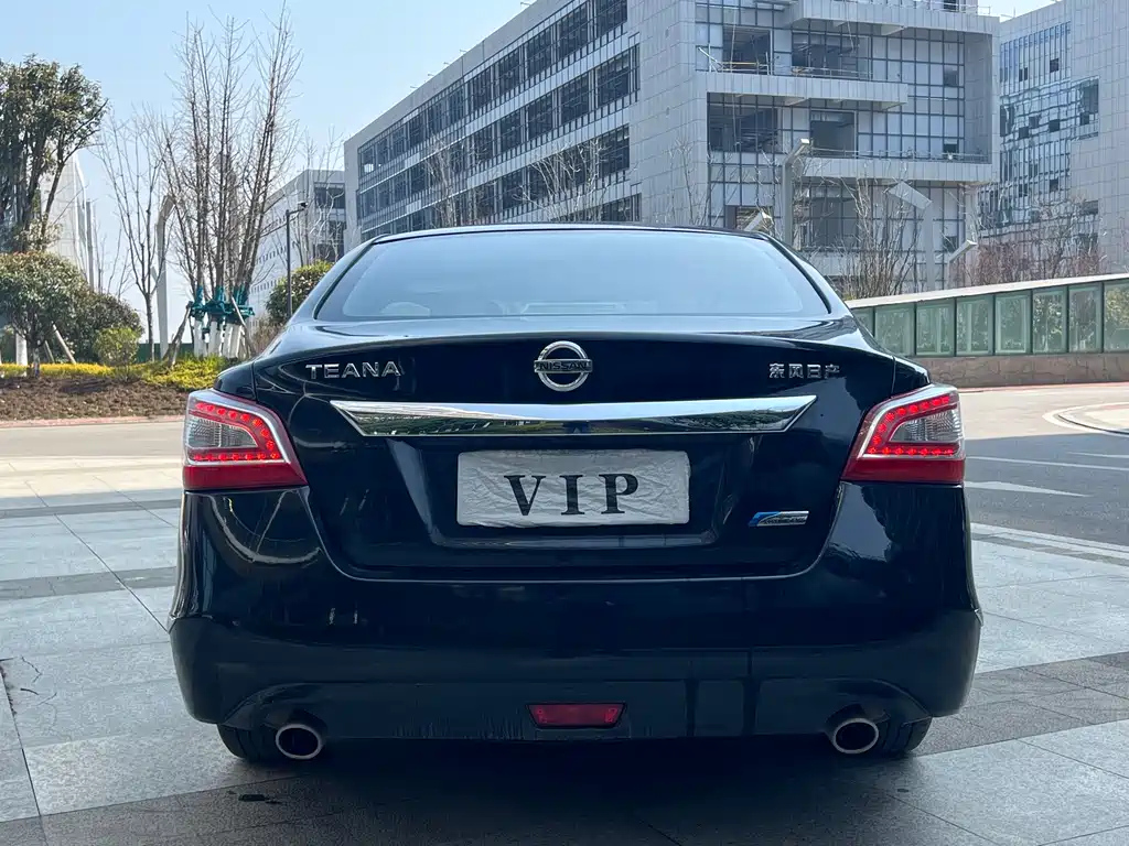 NISSAN TEANA 2014