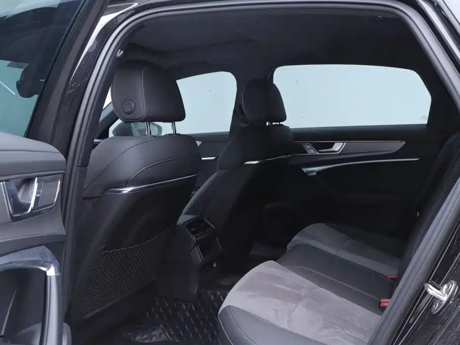 AUDI A6L 2023