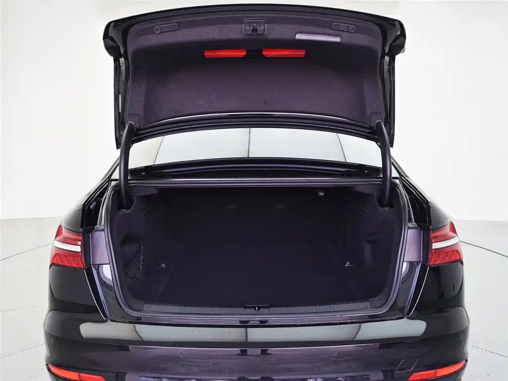 AUDI A6L 2023