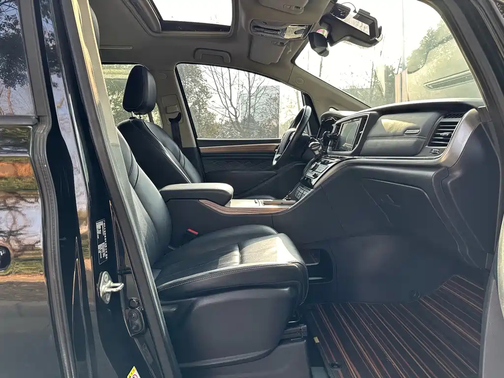 TRUMPCHI M8 2019