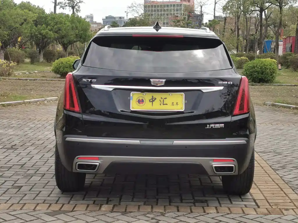 CADILLAC XT5 2020