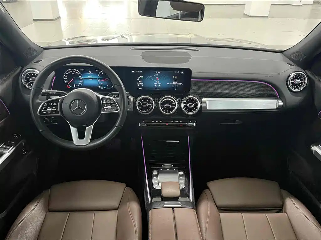 MERCEDES BENZ GLB 2021