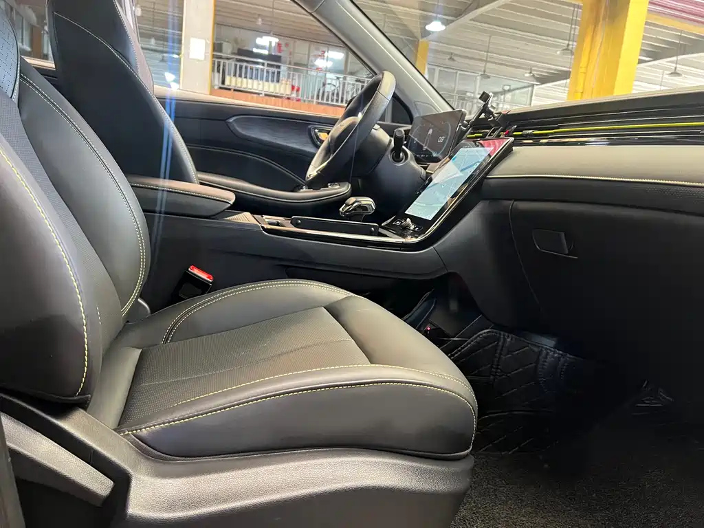 ROEWE RX5 2021