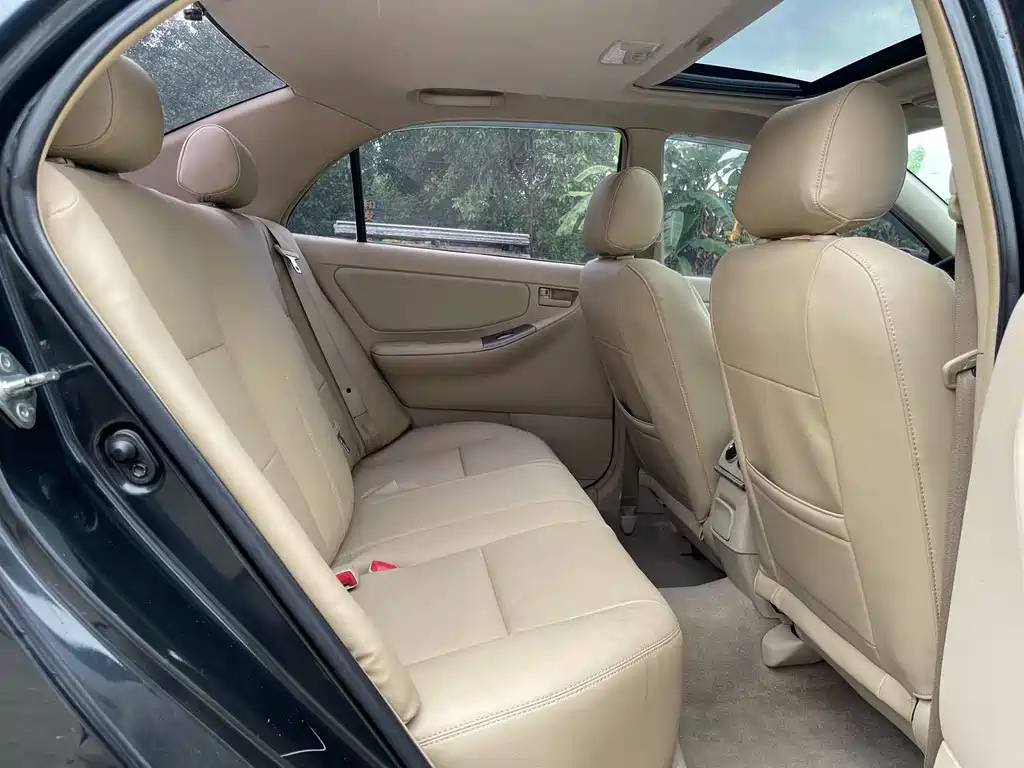 TOYOTA COROLLA 2013