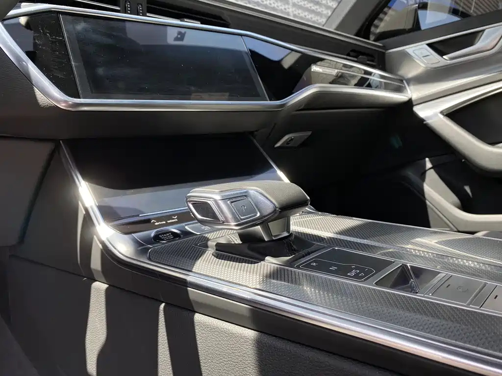 AUDI A6L 2023