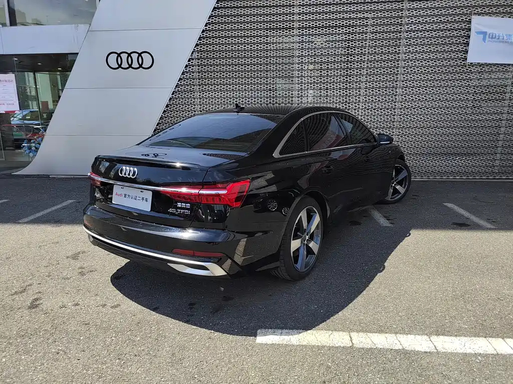AUDI A6L 2023