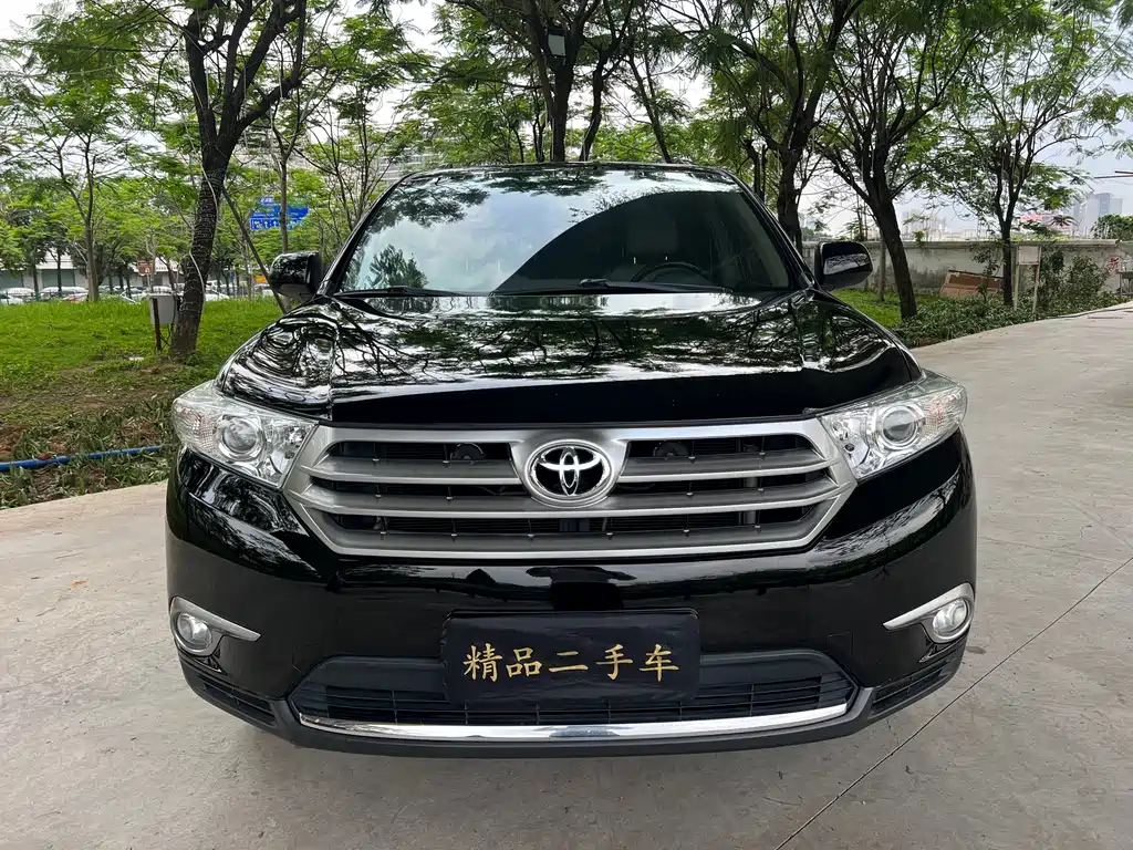 TOYOTA HIGHLANDER 2012