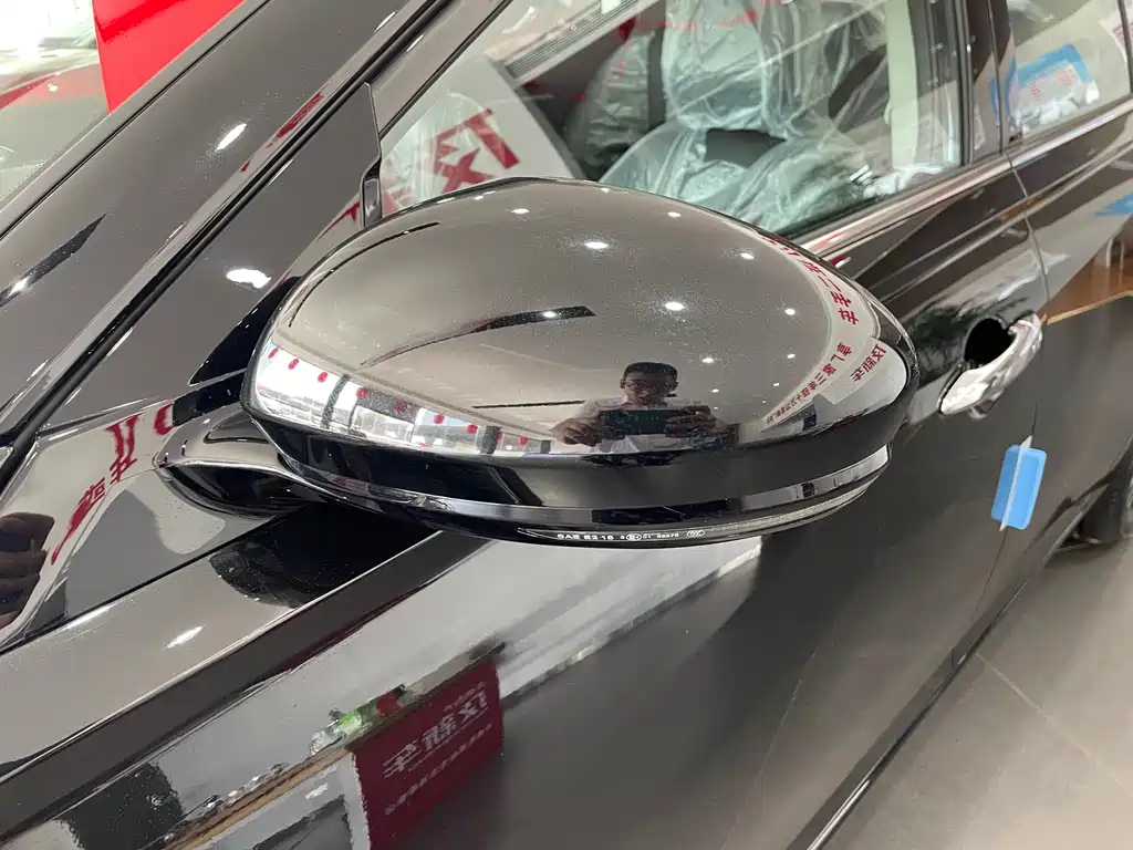 NISSAN TEANA 2024