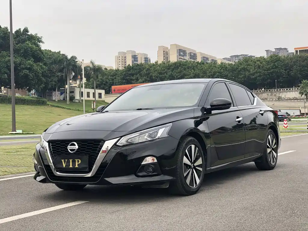 NISSAN TEANA 2021