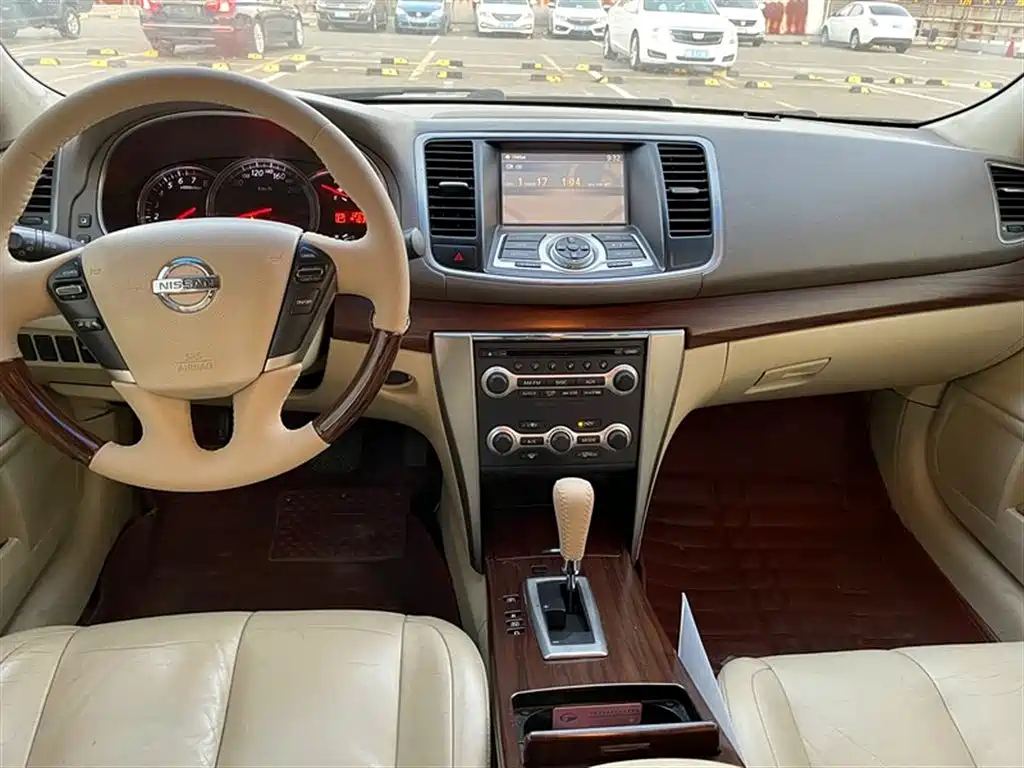 NISSAN TEANA 2009