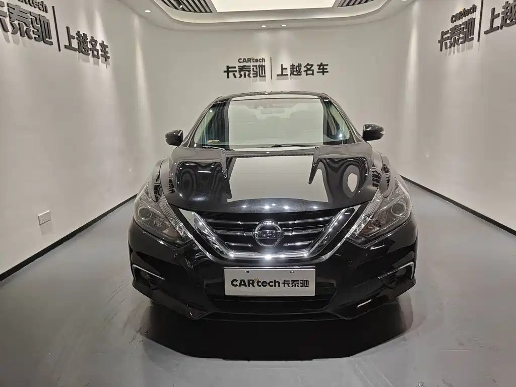NISSAN TEANA 2017
