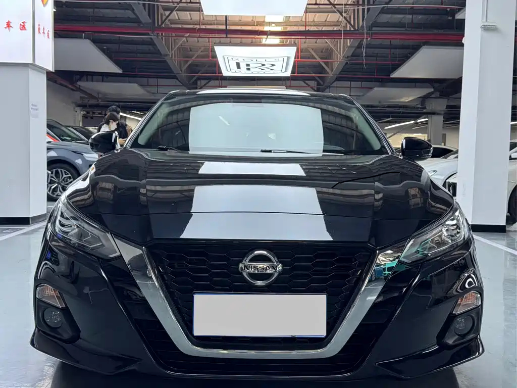 NISSAN TEANA 2021