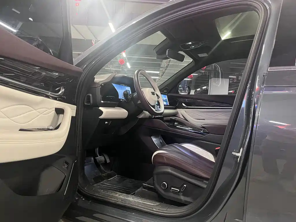 GEELY AUTO MONJARO 2021
