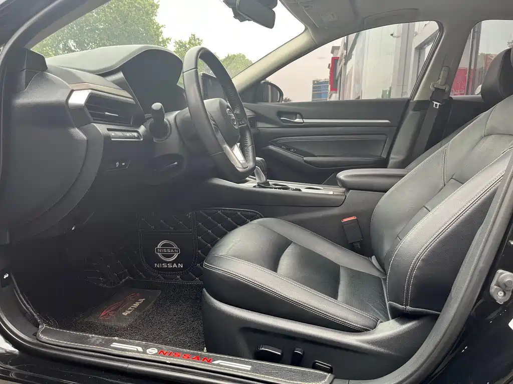 NISSAN TEANA 2021