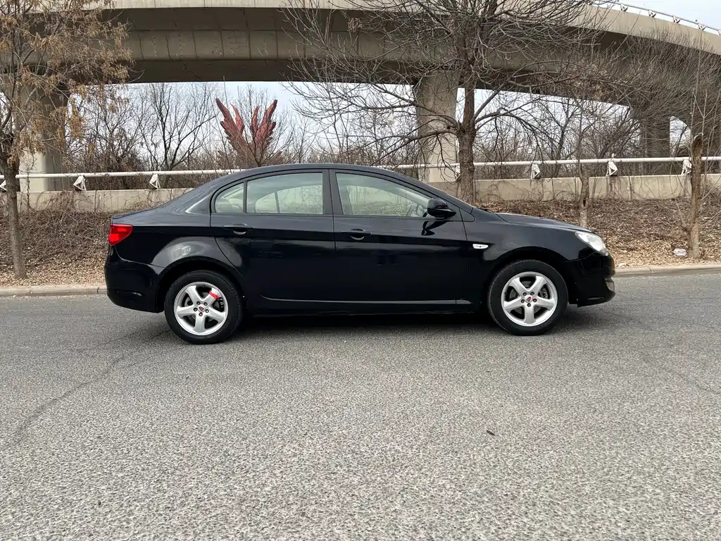 ROEWE 350 2014