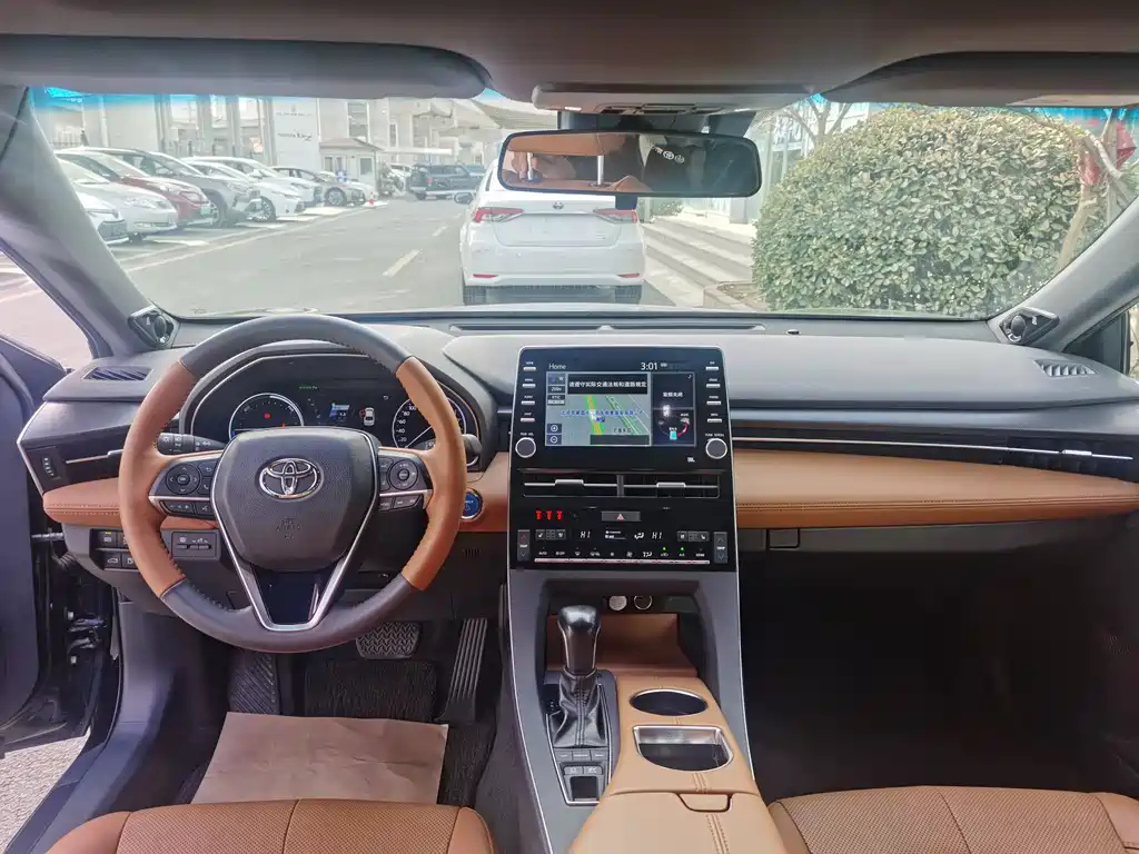 TOYOTA AVALON 2019