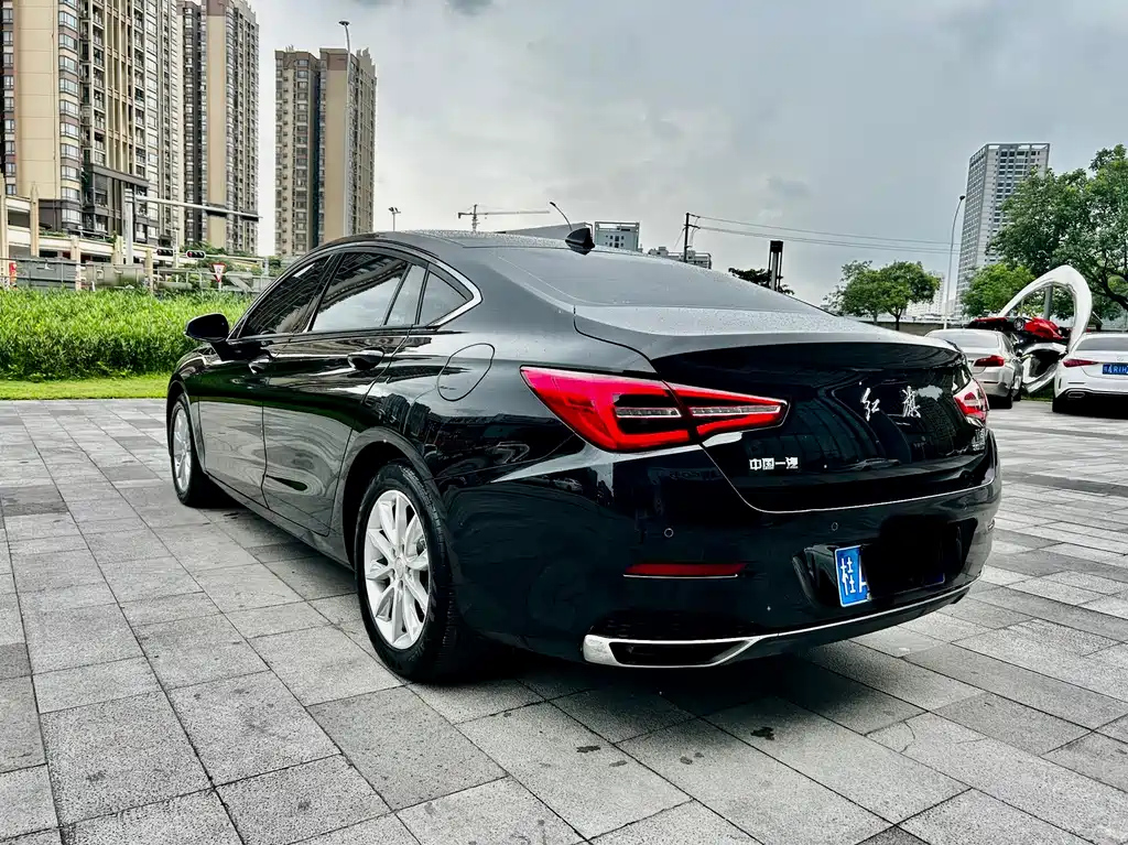 HONGQI H5 2022