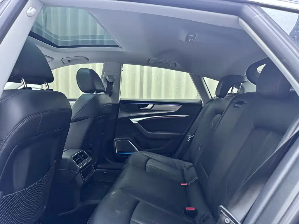 AUDI A7 2021