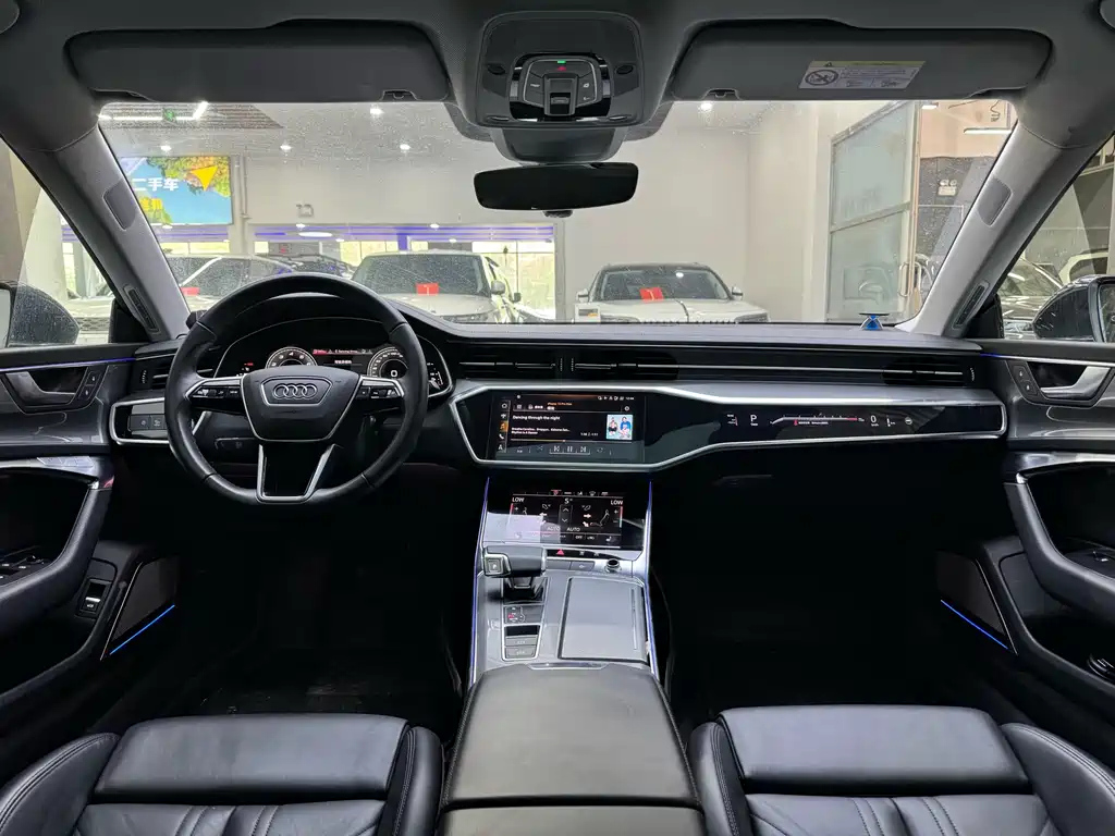 AUDI A7 2021