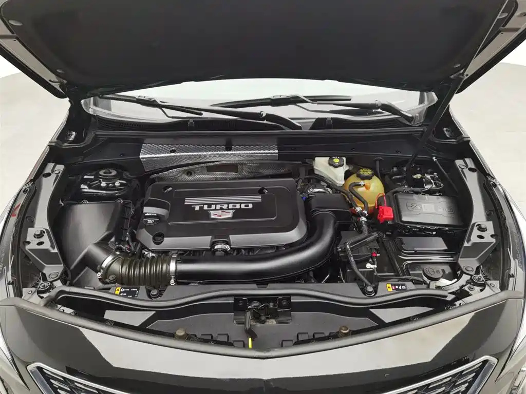 CADILLAC XT4 2021