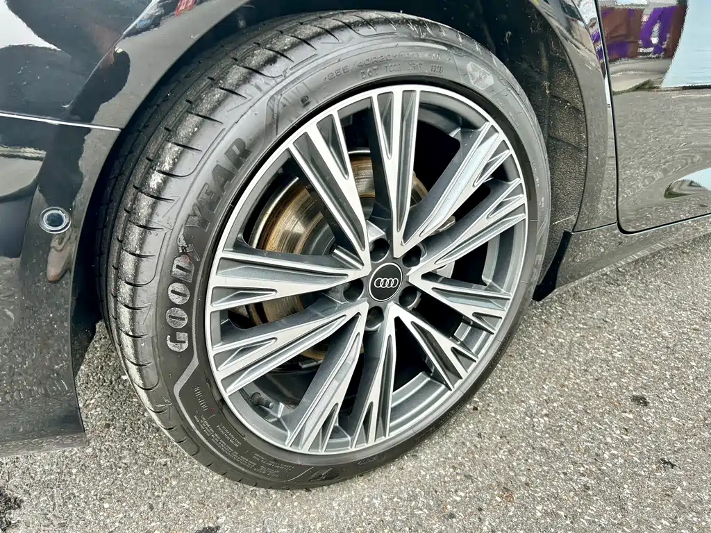 AUDI A6L 2023