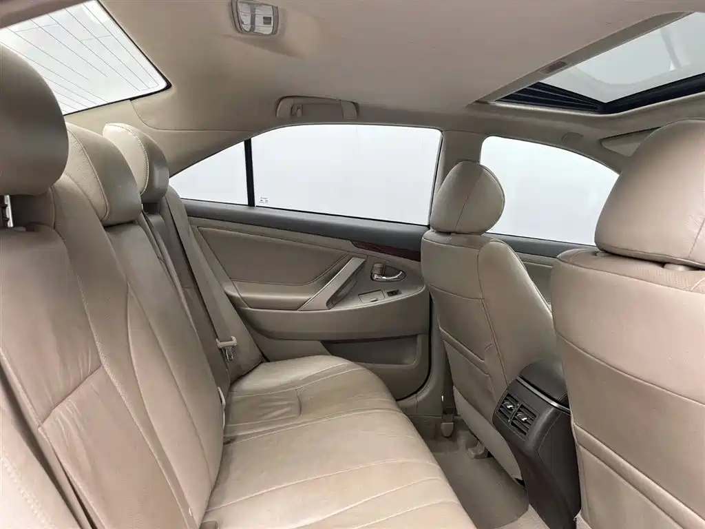 TOYOTA CAMRY 2015