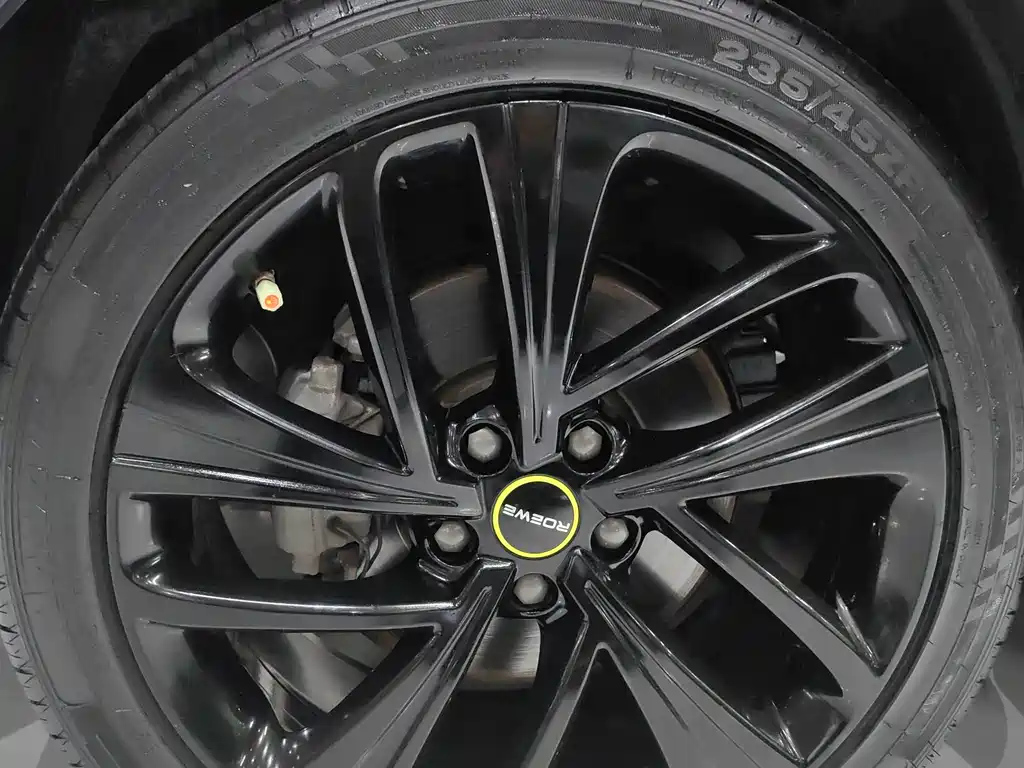 ROEWE RX5 2021