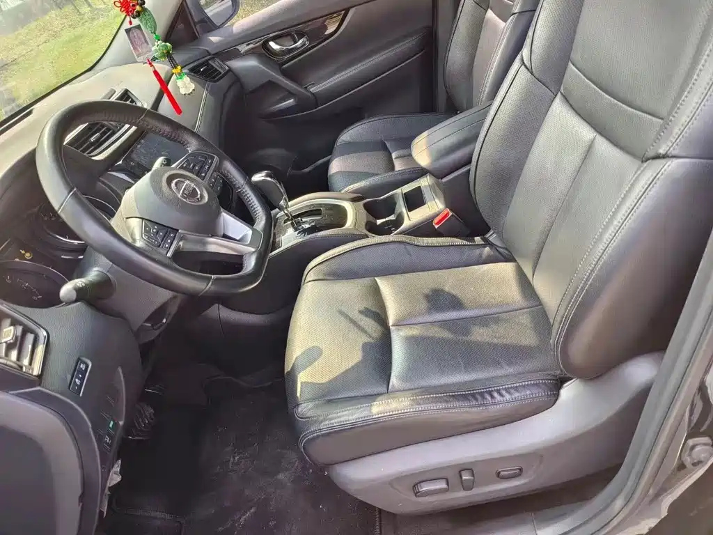 NISSAN X-TRAIL 2019
