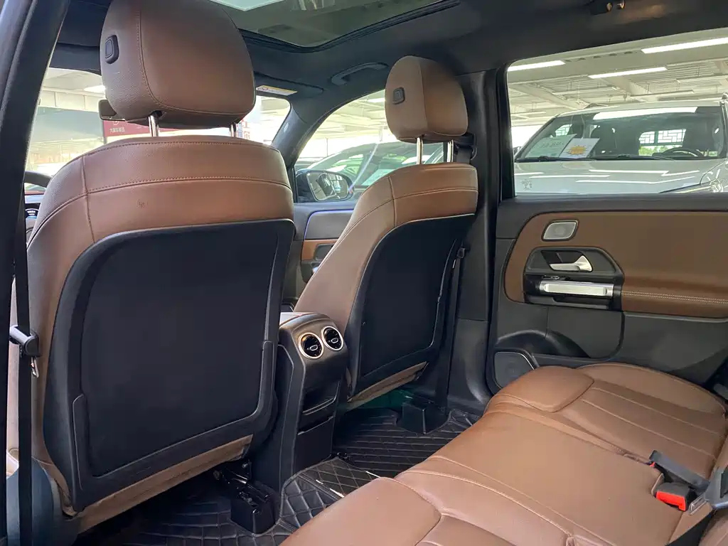 MERCEDES BENZ GLB 2020