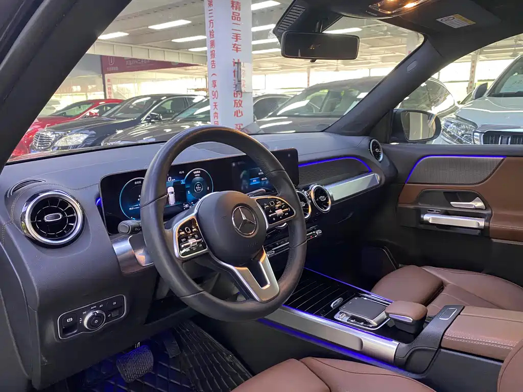 MERCEDES BENZ GLB 2020