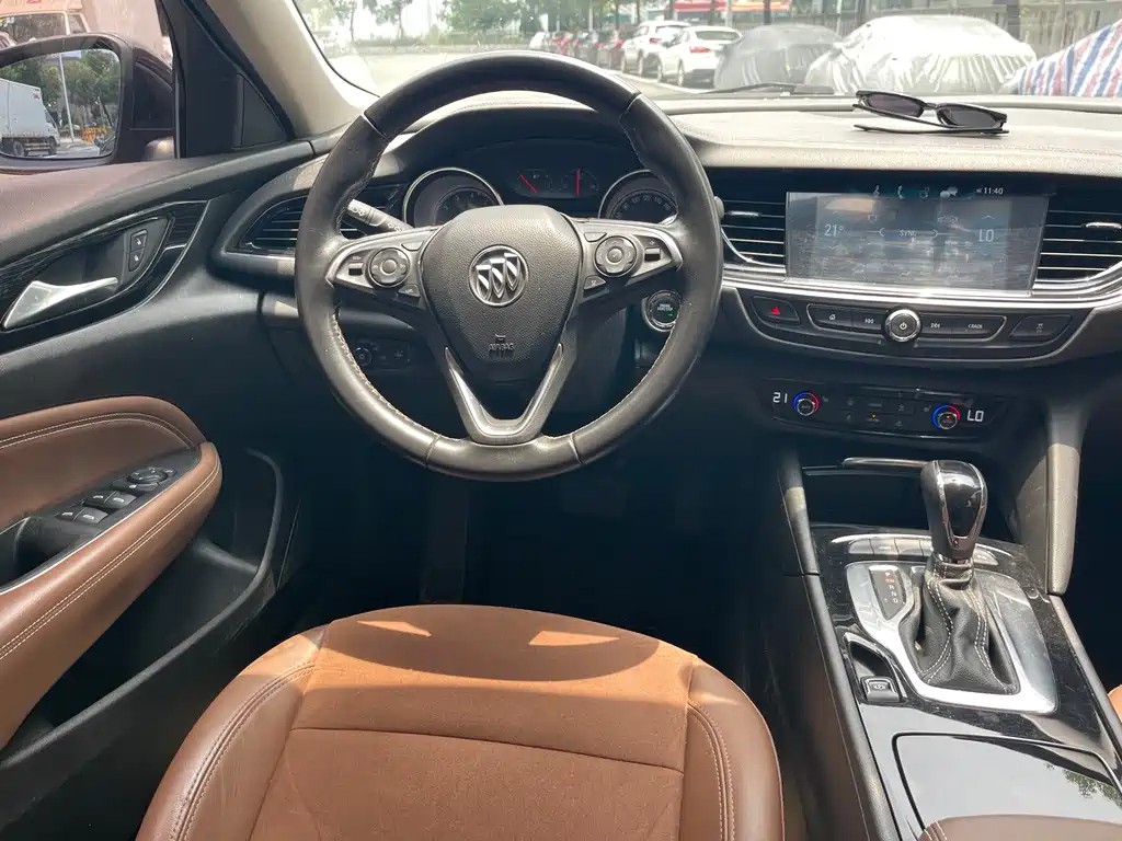 BUICK REGAL 2019